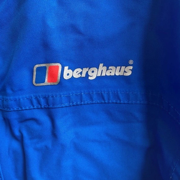 Good condition Betghaus Rain Coat in size small, blue with detachable fleece - Picture 2 of 5
